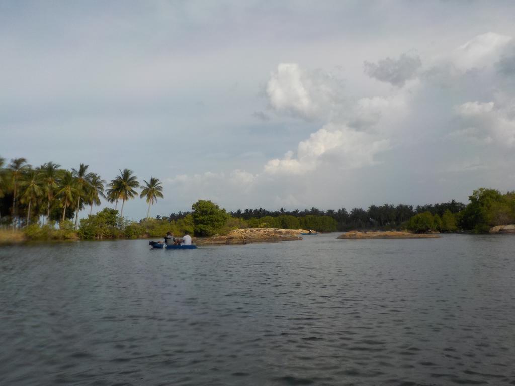 Reef Pasikudah Hotel Nachivantivu Екстериор снимка