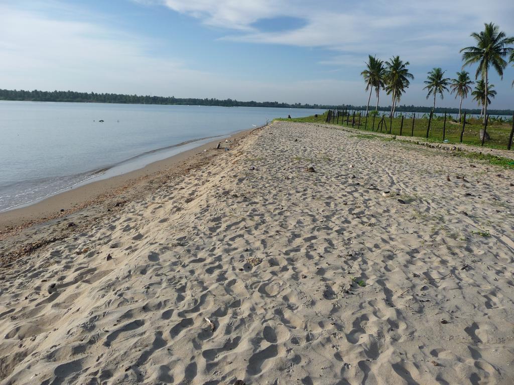 Reef Pasikudah Hotel Nachivantivu Екстериор снимка